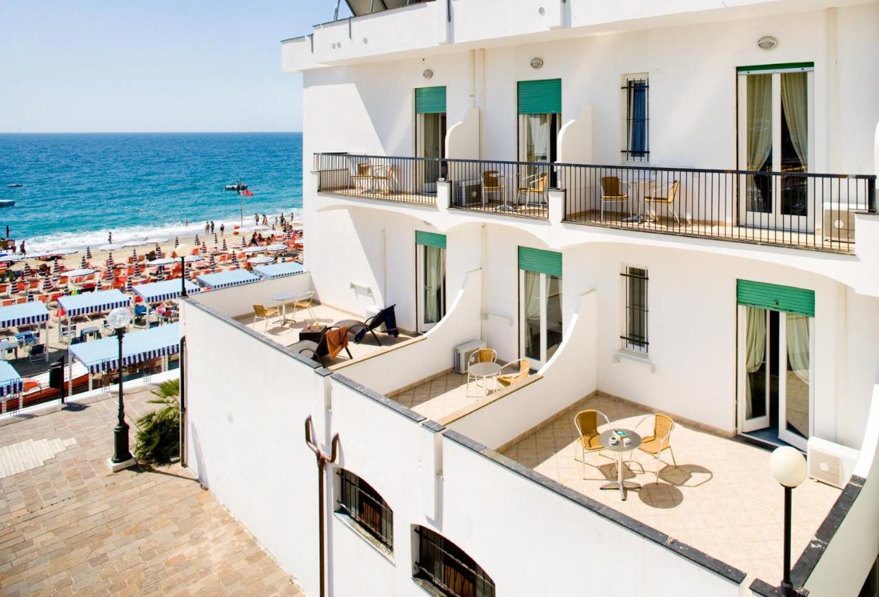 Hotel Ligure Spotorno Exterior photo