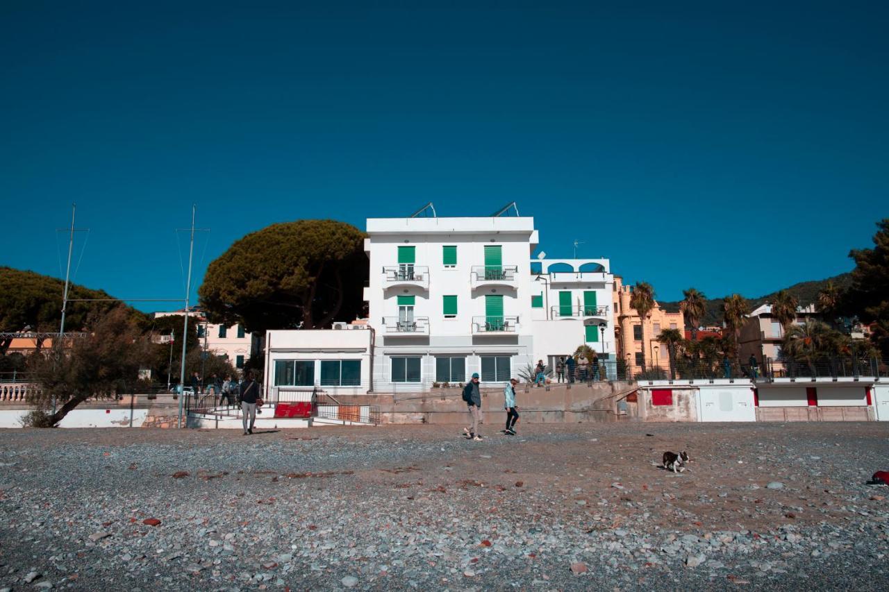 Hotel Ligure Spotorno Exterior photo