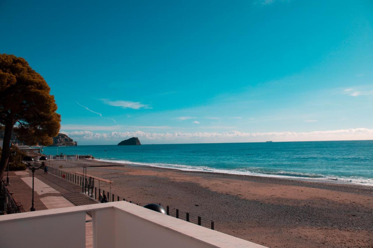 Hotel Ligure Spotorno Exterior photo