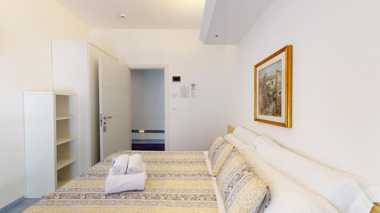 Hotel Ligure Spotorno Exterior photo