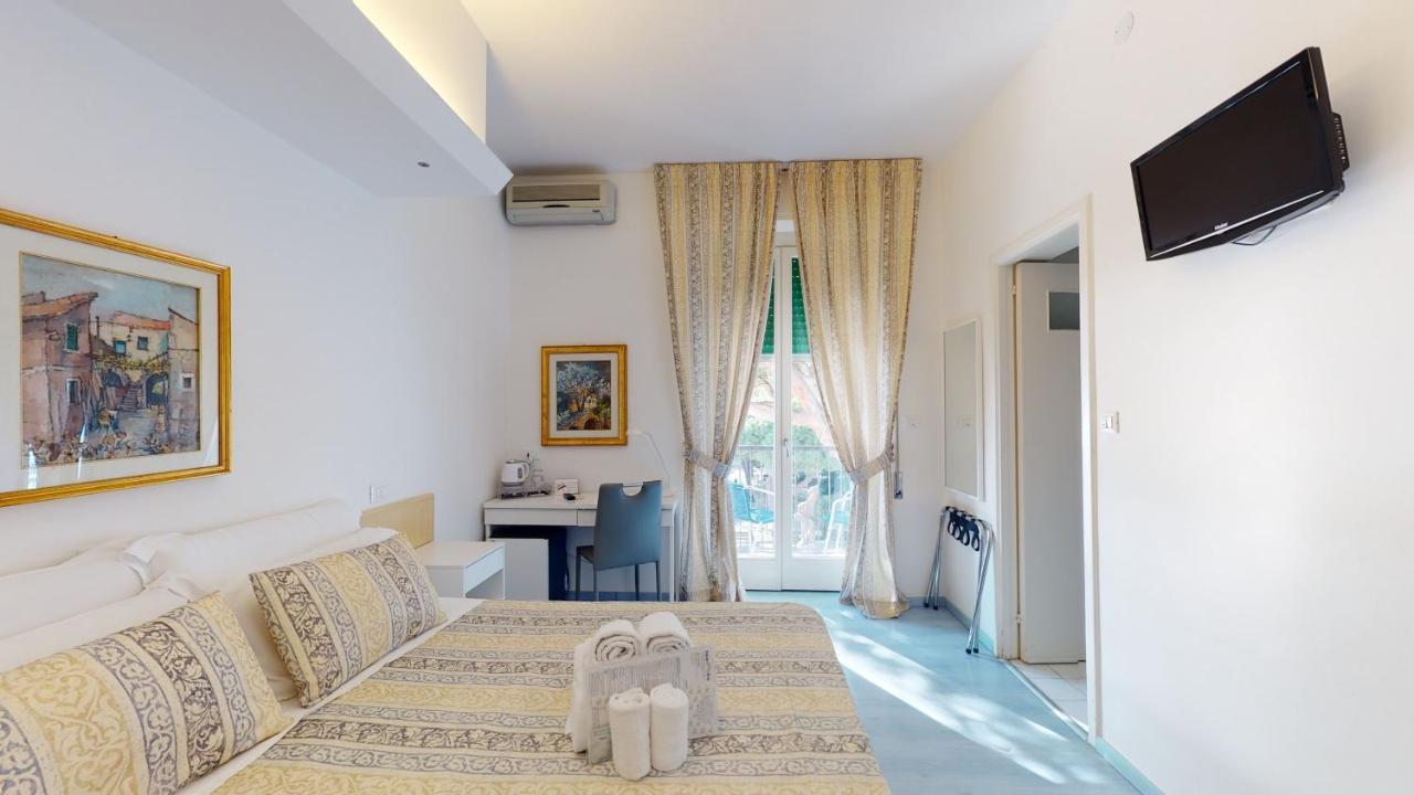 Hotel Ligure Spotorno Exterior photo