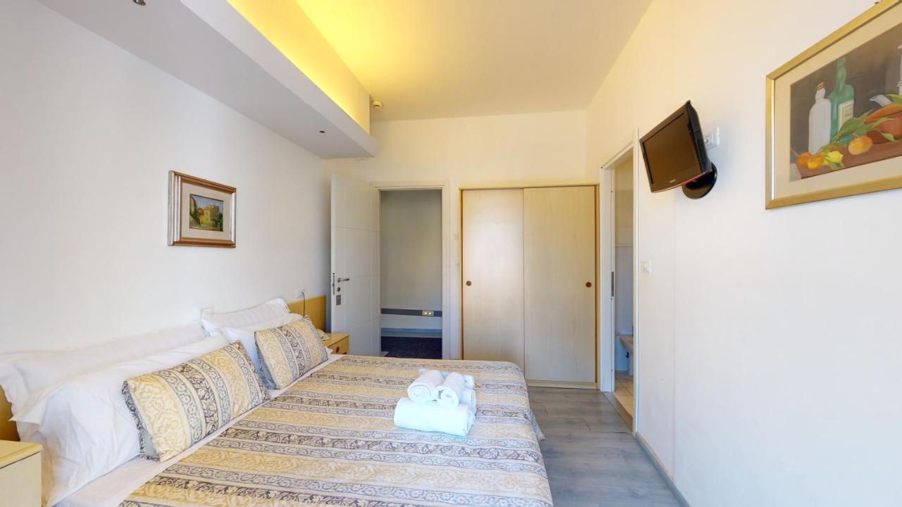 Hotel Ligure Spotorno Exterior photo