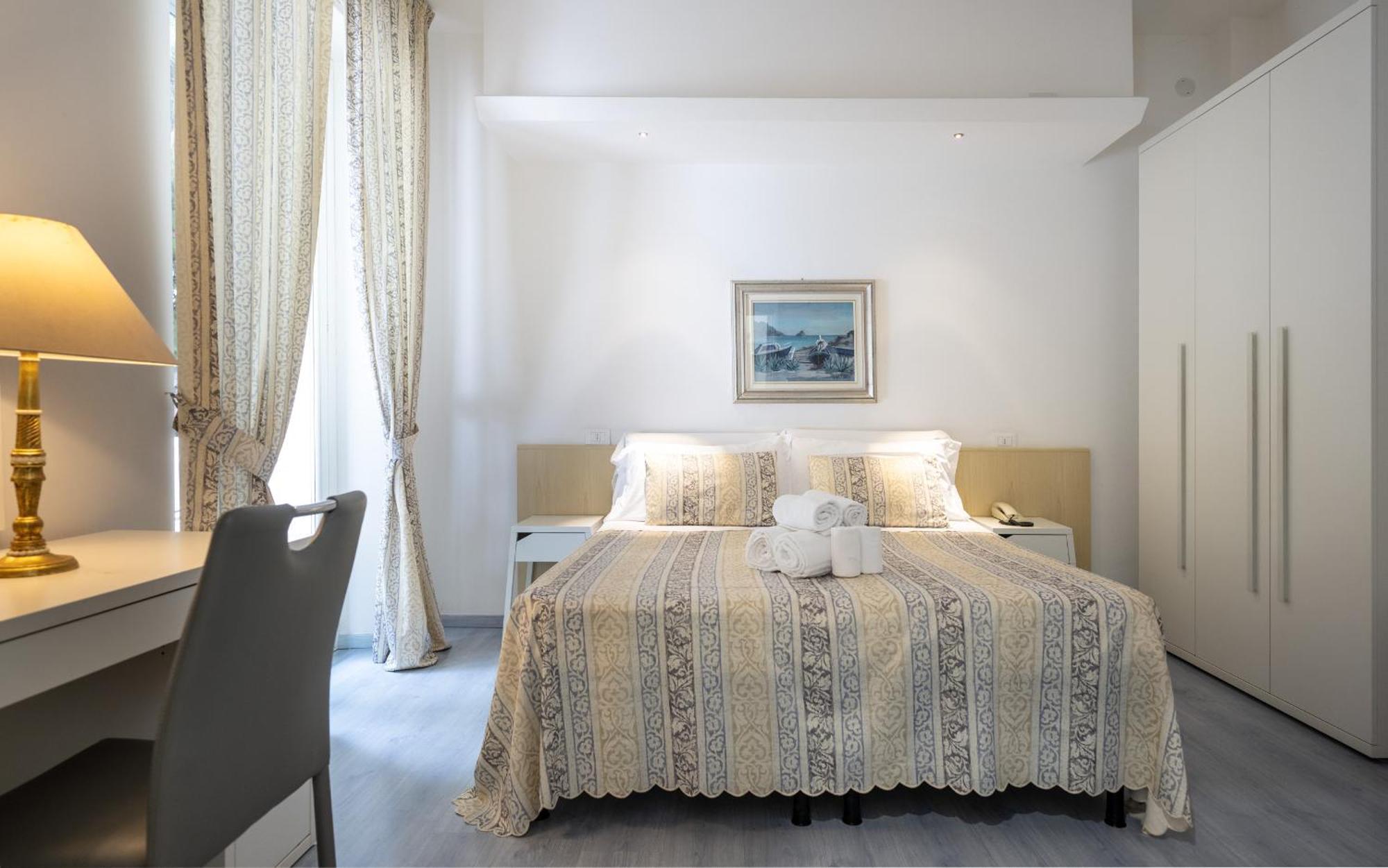 Hotel Ligure Spotorno Exterior photo