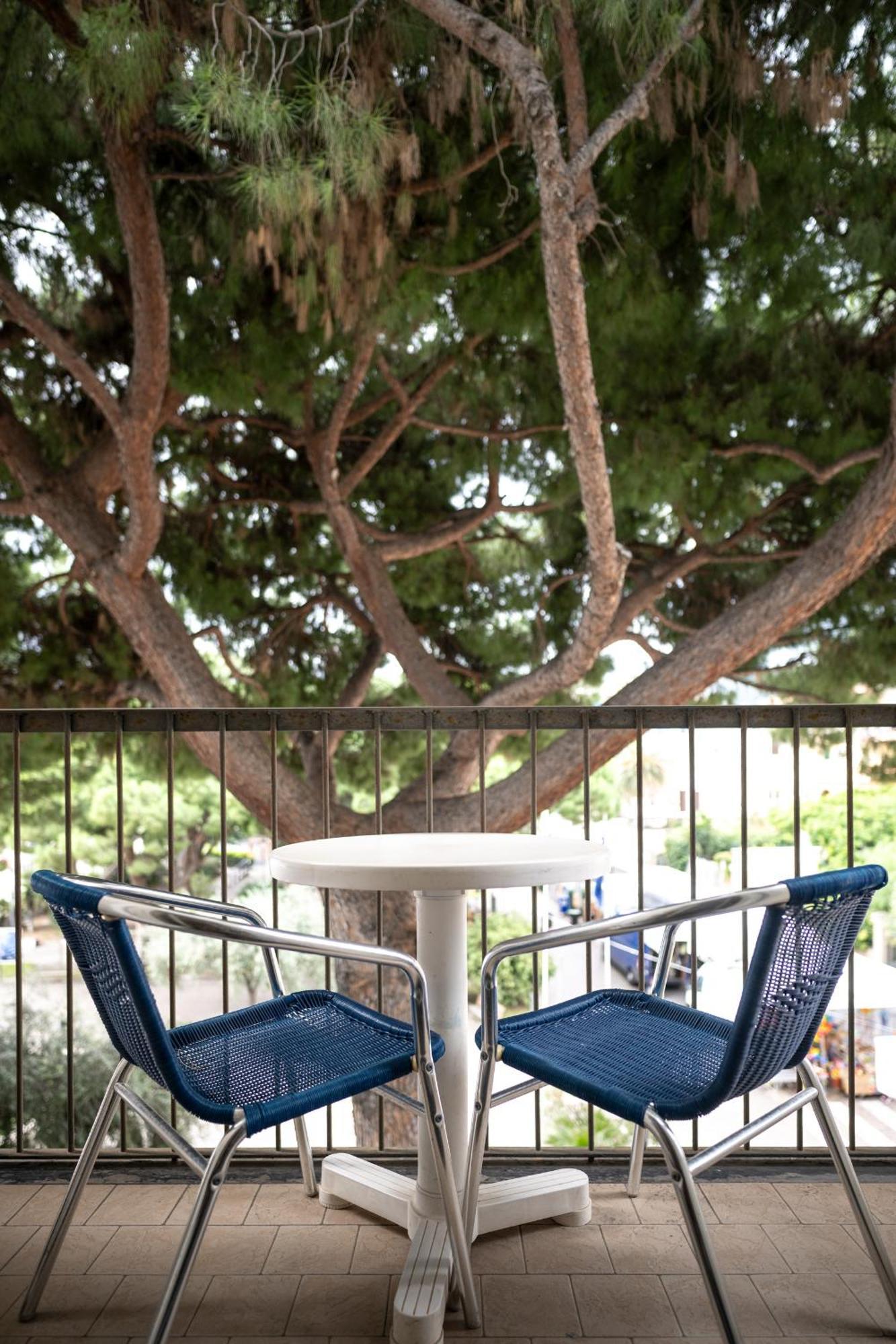 Hotel Ligure Spotorno Exterior photo