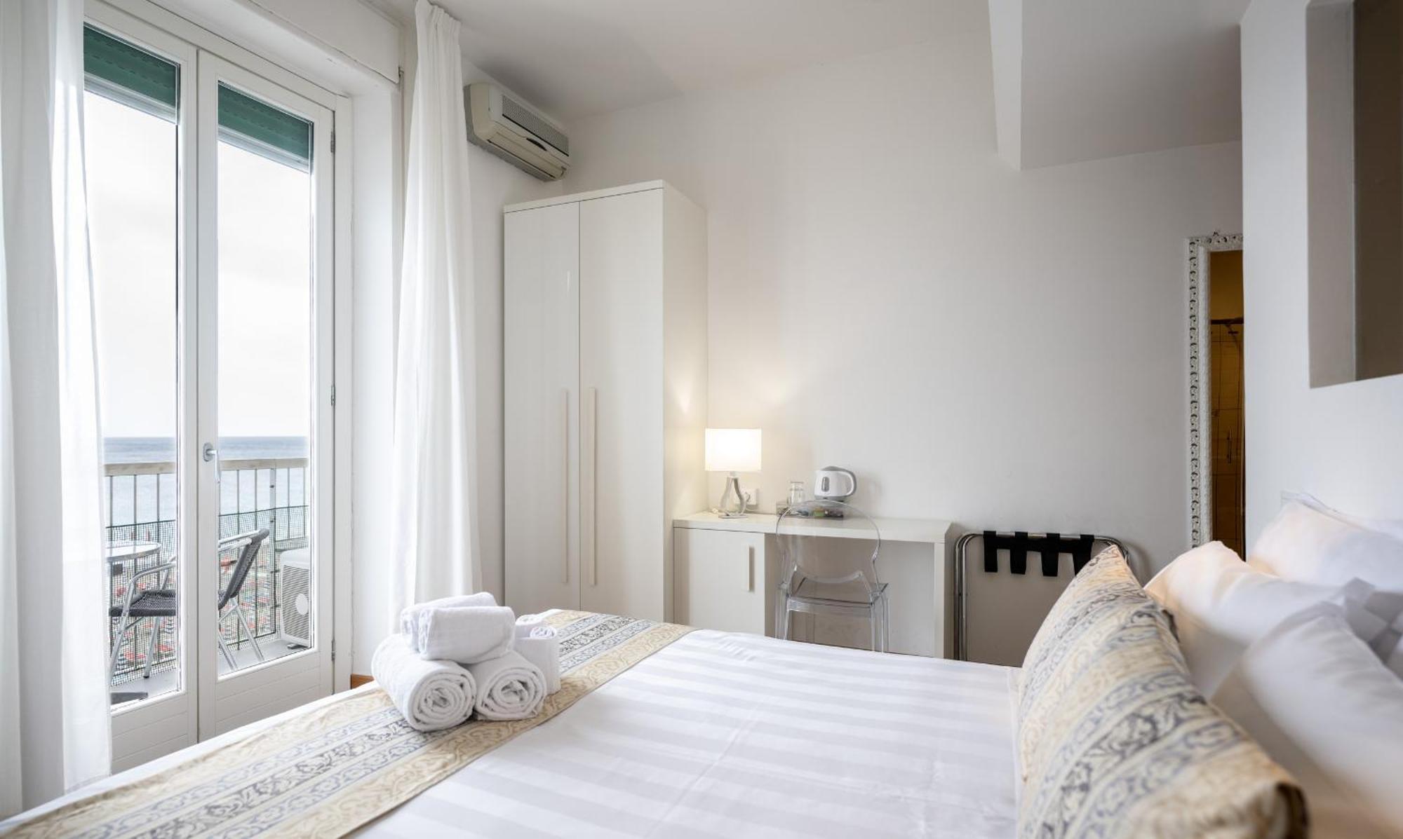 Hotel Ligure Spotorno Exterior photo